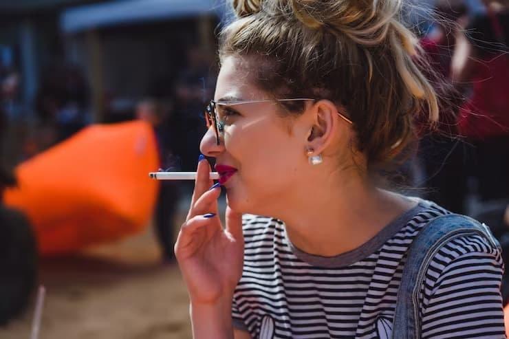 Expert analysis on đá gà thomo trực tiếp hôm nay and why is electronic cigarettes dangerous for youth and communities