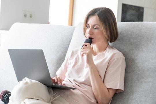 E-cigareta and true or false e-cigarettes are safe to smoke explored and debunked