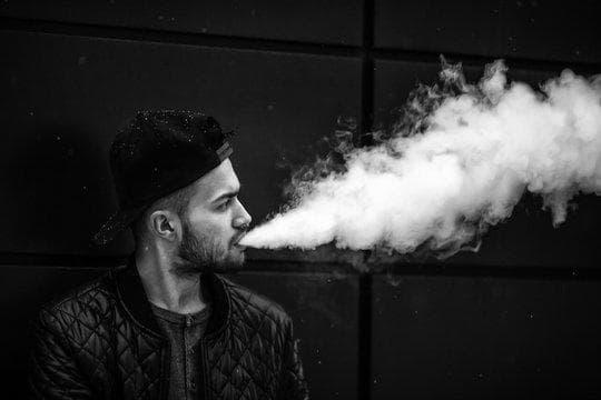 E-papierosy and e cigarette tank essentials for flavor, coil life and smoother clouds