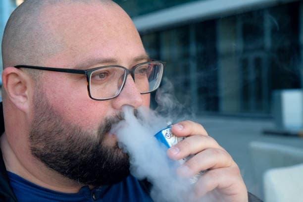 xoilac1 Expert Review Comparing e cigarette vs vape vs juul to Help You Choose the Best Option