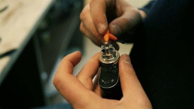 E-cigareta and true or false e-cigarettes are safe to smoke explored and debunked